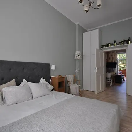 Apartment Poznanska *