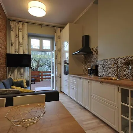 Poznanska Apartment *