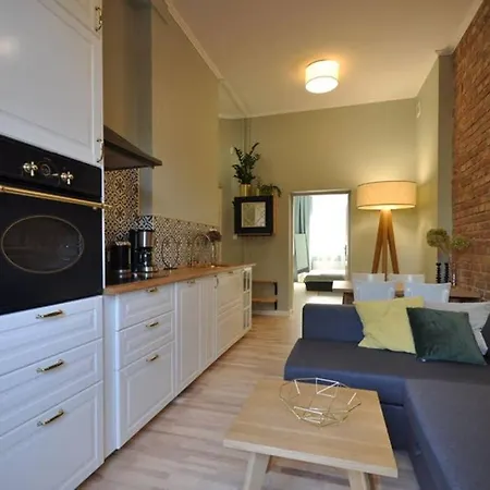 Apartment Poznanska *